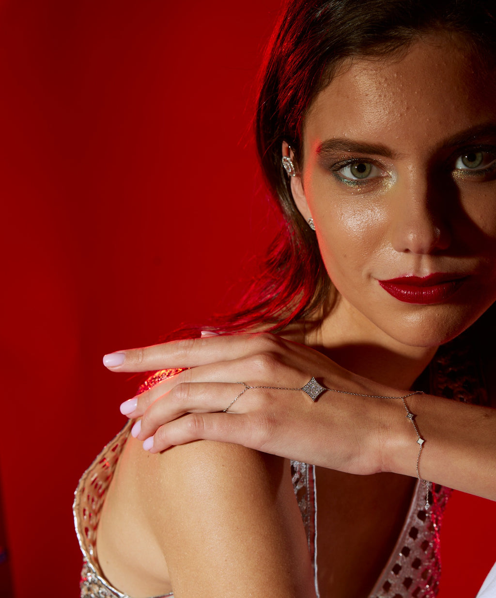 Lacerta Hand Chain