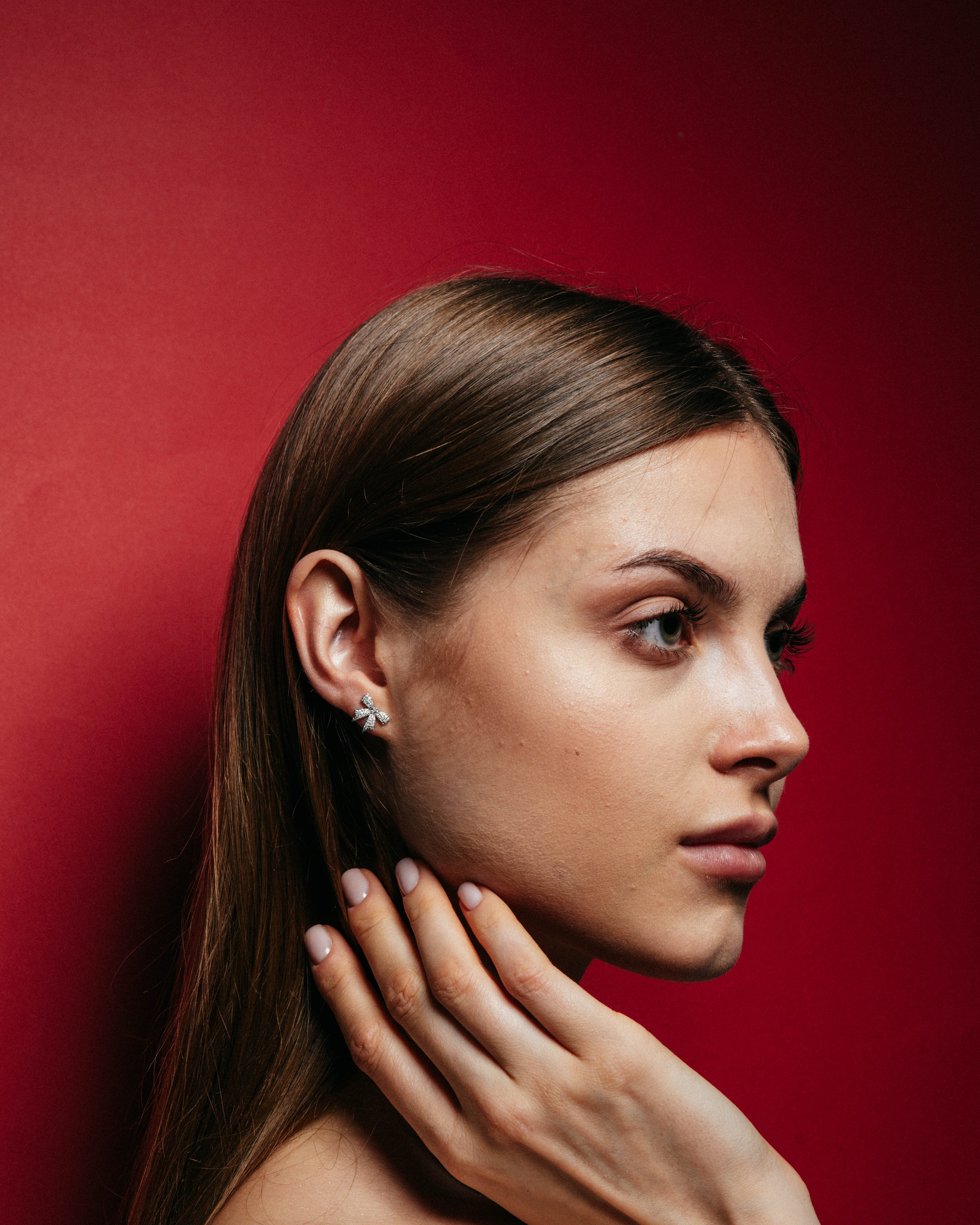Single Ribbon Stud